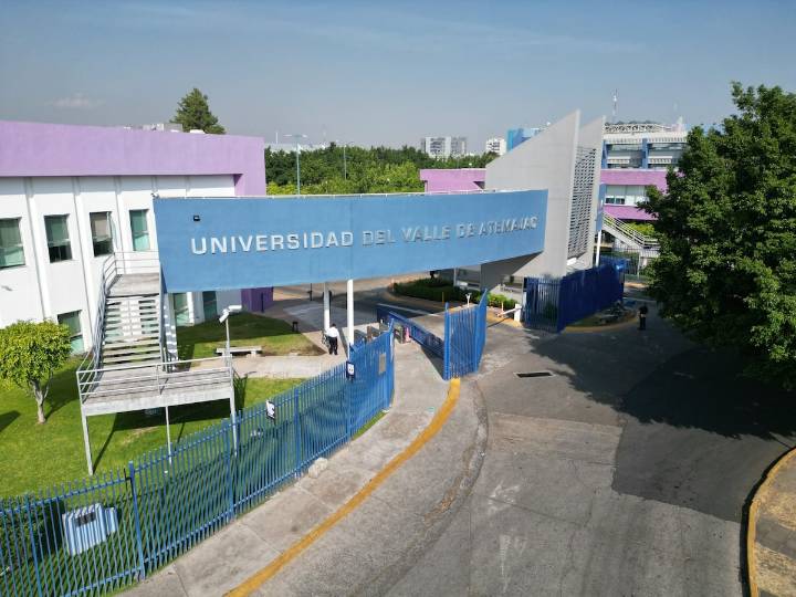 Confirman caso de sarampión en estudiante no vacunado; UNIVA suspende clases presenciales