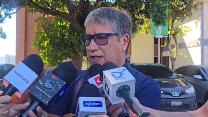 Bolillo Gómez respondió a la decisión que tomó Bukele sobre su futuro en El Salvador: habló claro