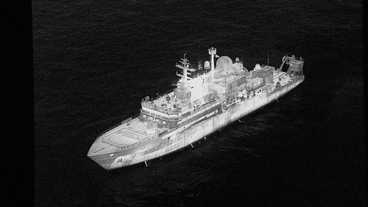 El Gobierno británico detecta un buque espía ruso en aguas al norte de Escocia: "Apuntó con láseres a nuestros pilotos"