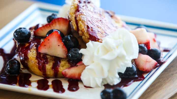 Check out 23 restaurants with free or discount meals for Veterans Day