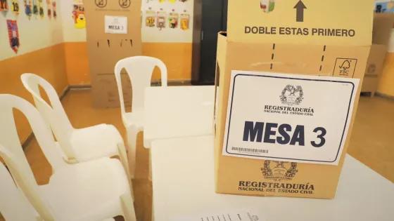 CNC: Cepeda primero y De la Espriella segundo en intención de voto