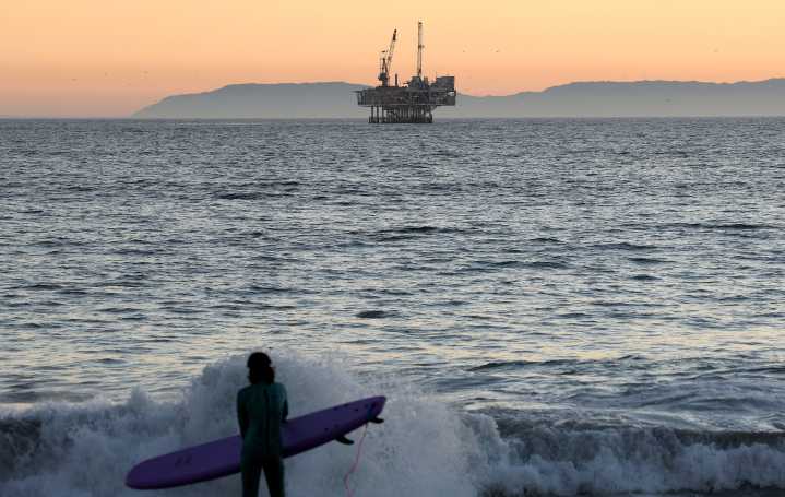 Environmentalists Celebrate ‘Retirement’ of Platform Esther, a SoCal Oil Rig