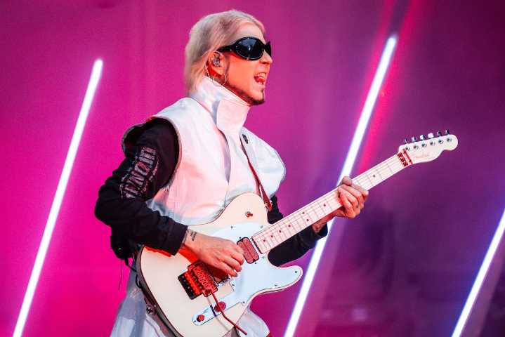 John 5 talks the late Ace Frehley, Mötley Crüe, new album and his tour with Richie Kotzen