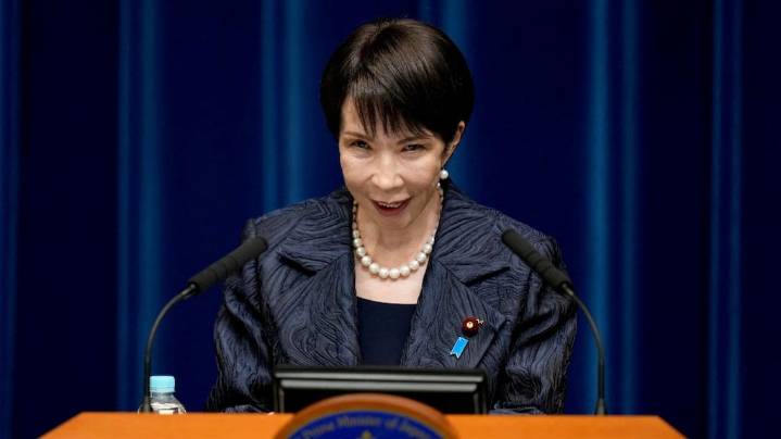 La inesperada revelación de la primera ministra de Japón: “Duermo unas dos horas, cuatro como máximo”