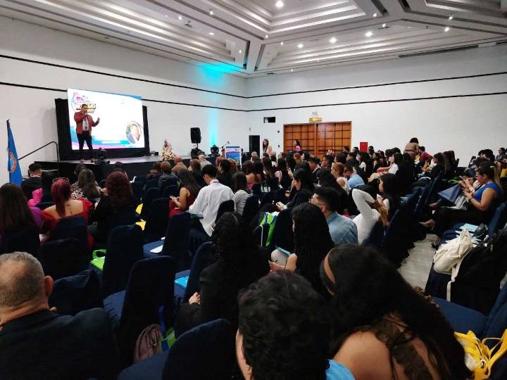 Con éxito se realizó la XXIII Jornada Académica de Medicina Interna