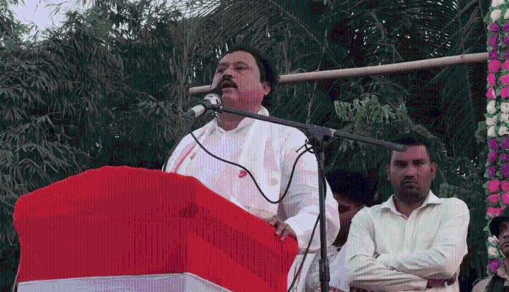 Assam: Cong  leader Rakibuddin Ahmed says no alliance with AIUDF