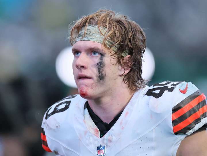 In a season full of letdowns, the Browns found one rookie who won’t quit: Ashley Bastock