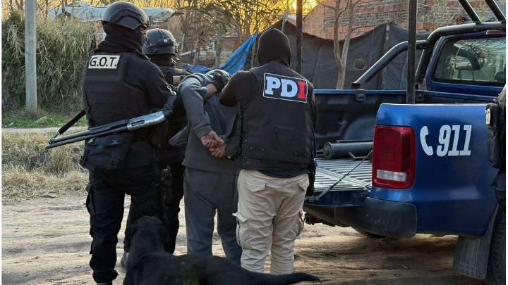 La Policía de Investigaciones realizó cuatro allanamientos por día en octubre en La Capital: hubo 140 detenciones