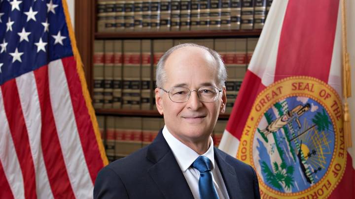 Florida Supreme Court Justice steps down to be next director at UF’s Hamilton School