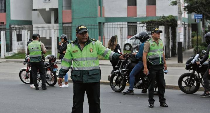 Gobierno pagará S/16 por hora a policías que patrullen en sus días de franco o vacaciones