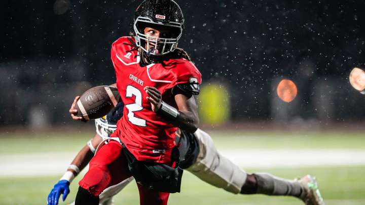 Photos of Hope vs. Juanita Sanchez Thanksgiving football on Tuesday