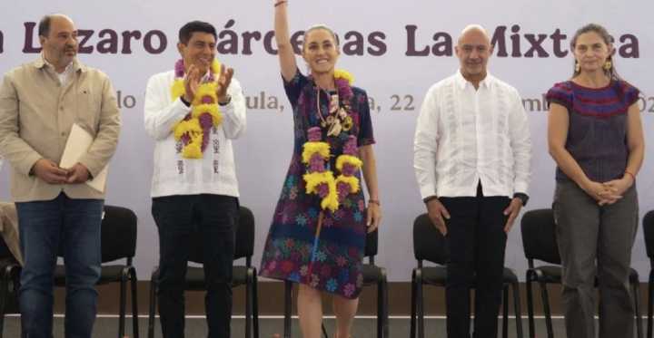 En medio de protestas de la CNTE, Sheinbaum presenta el avance del Plan Lázaro Cárdenas