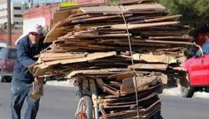 La clase baja no pobre crece y la pobreza disminuye al 24% según un informe del tercer trimestre