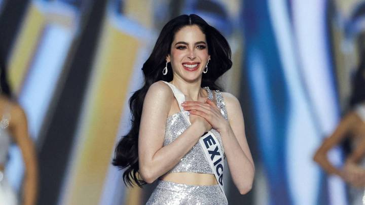 Podcast Política Déjà Vu | Polémica Envuelve Miss Universo 2025: Fátima Bosch y Casos Anteriores