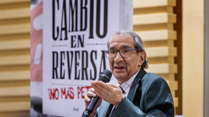 “Gustavo Petro no es de izquierda”: Aurelio Suárez estrena nuevo libro
