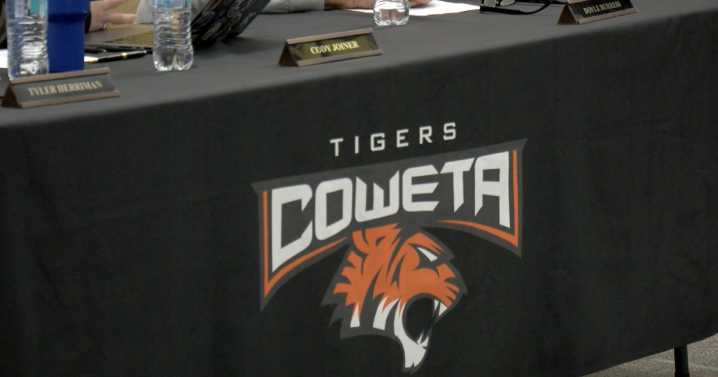 Parents voice support for Coweta administrators after sexual assault claims between students