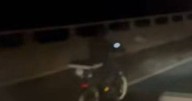 Moment 'idiot' delivery driver on e-bike causes stir riding down M6