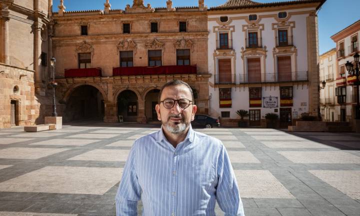 El PSOE exige respuestas por las peleas con bates y cuchillos en la Plaza Arco Iris