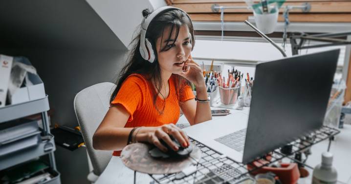 Electrical engineer claims you're making big mistake that kills your laptop