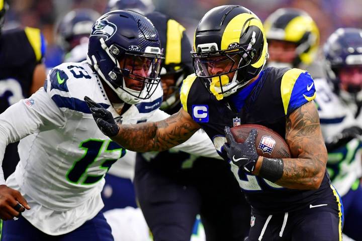 Deadspin | Rams use four interceptions to win showdown with Seahawks