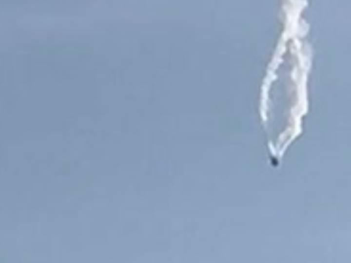 El momento en el que un avión militar turco se estrella en Georgia tras despegar de Azerbaiyán