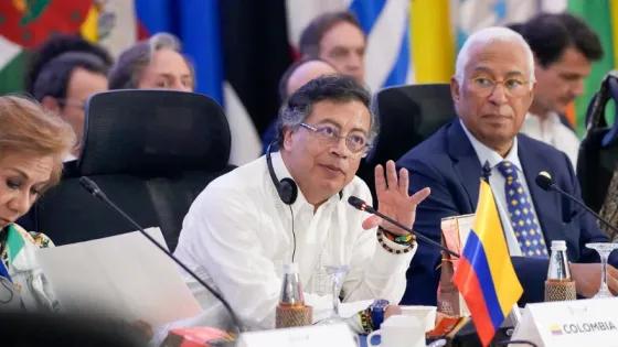 Petro cuestiona vigencia del modelo democrático en Cumbre Celac
