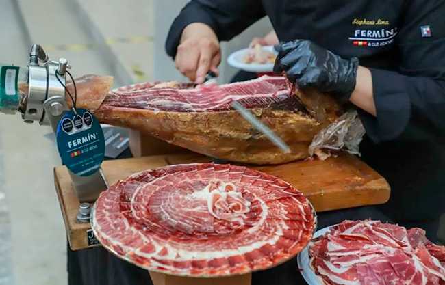 Frena México entrada de cerdo de España por peste africana