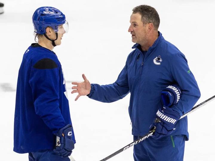 Canucks' centre conundrum remains as Aatu Raty goes for a reset