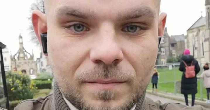 'I make hundreds going into shop bins - I can't believe what they throw out'