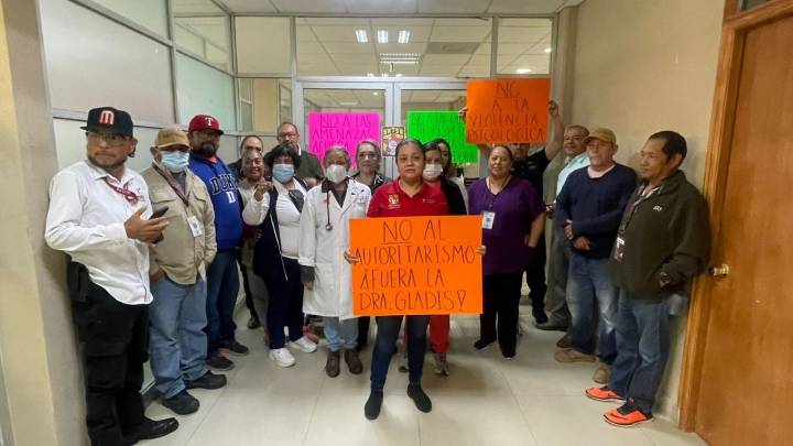 Trabajadores de la Jurisdicción Sanitaria V piden destitución de la directora; la acusan de violencia