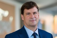 Entrevista exclusiva con LA NACION. La historia desconocida del piloto argentino que lidera la estrategia mundial de Ford