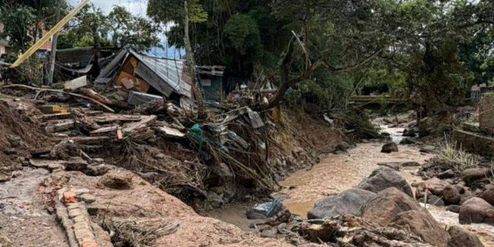 Un muerto y varias personas y mascotas desaparecidas: así ocurrió la tragedia provocada por las fuertes lluvias en Silvania, Cundinamarca