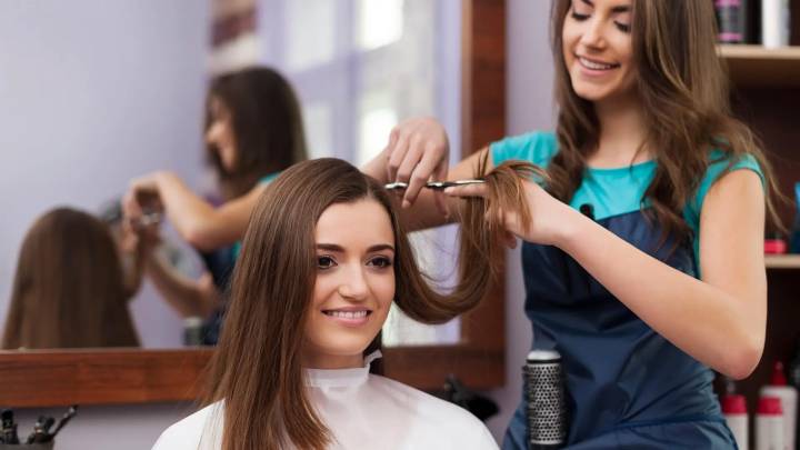 Los 5 cortes de pelo que rejuvenecen a mujeres entre 40 y 60: ¿rizado o liso? ¿largo o corto?