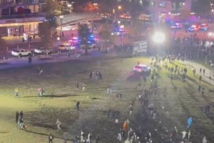 Over a dozen stopped by DC police on 1st night of special curfew after Halloween melee