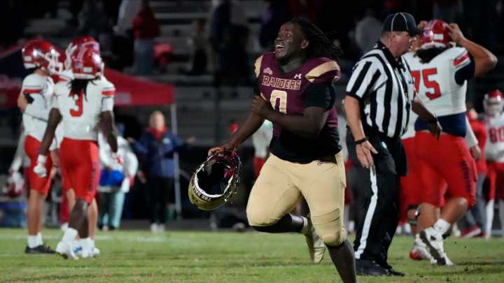 Riverdale holds off Manatee for first regional football championship