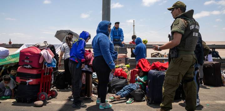 Perú militariza la frontera con Chile y declara el estado de emergencia por la llegada masiva de migrantes