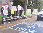 Maestros liberan plumas de la caseta El Dorado; exigen transparencia en promoción horizontal