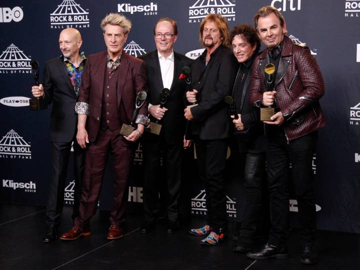 Journey announces upcoming split with 2026 farewell tour