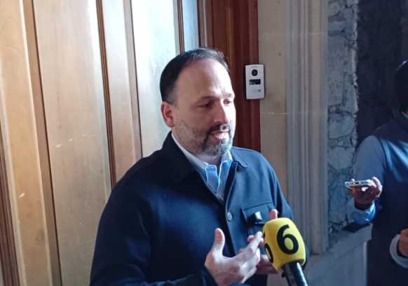 Exhorta De la Peña a legisladores de Morena a dejar los videos y defender a Chihuahua en el Congreso