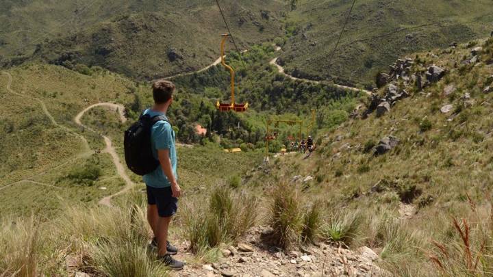 Ni Patagonia ni Misiones: escapada a un mirador natural que no podés perderte en Córdoba