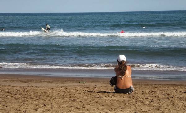 Tiene 22 habitantes y kilómetros de playas vírgenes: el pueblo perfecto para el verano