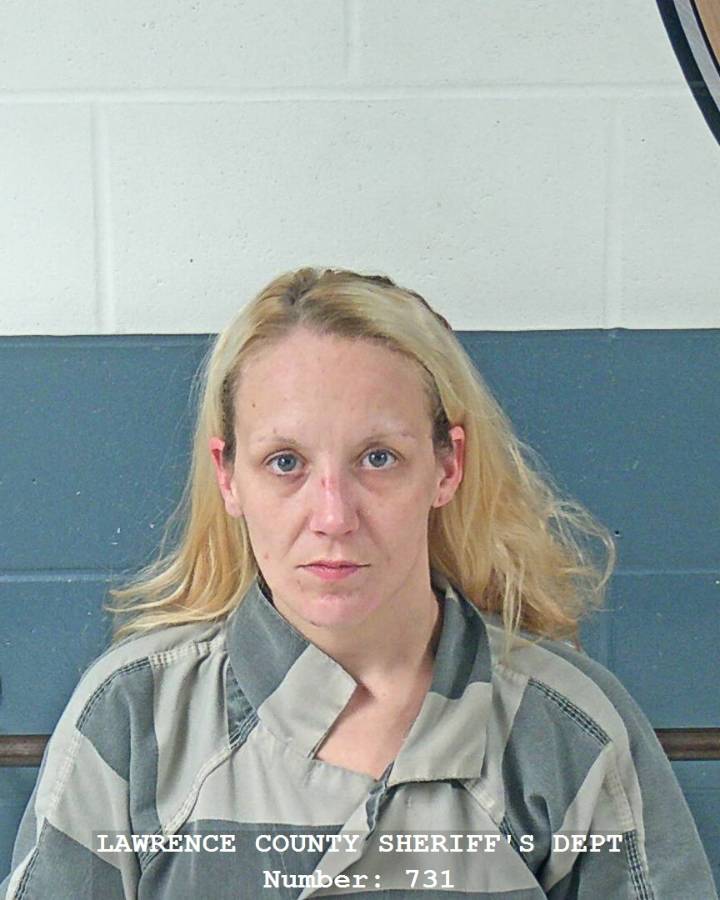 Shoals woman arrested on multiple drug charges after report of erratic driving