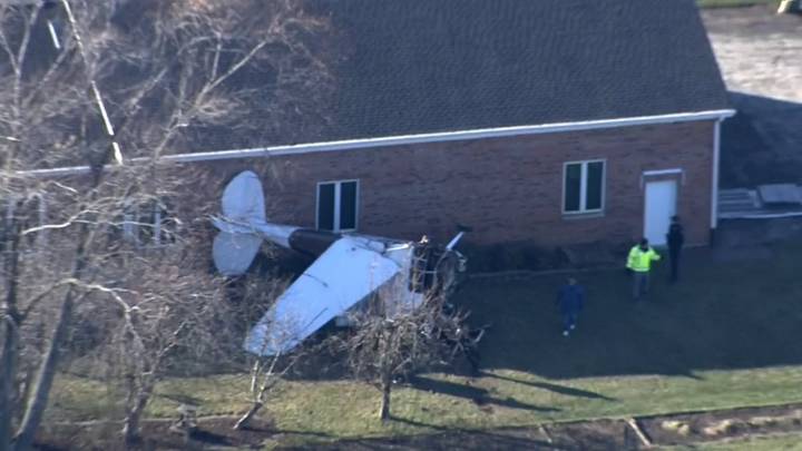 Plane veers off runway, lands in Downers Grove backyard