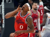 Clippers’ Bradley Beal out for season with hip fracture