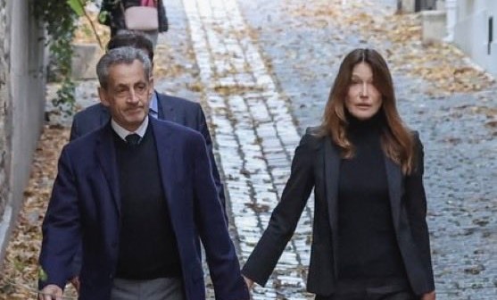 Sarkozy deja la prisión tras decisión del tribunal