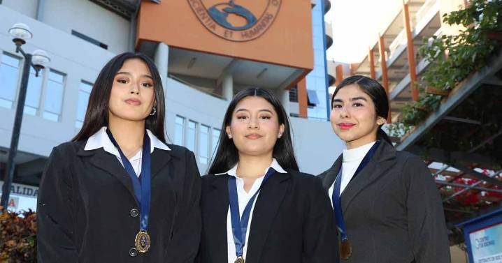 Futuras abogadas de UPAO Piura ganan concurso de debates del Ministerio Público