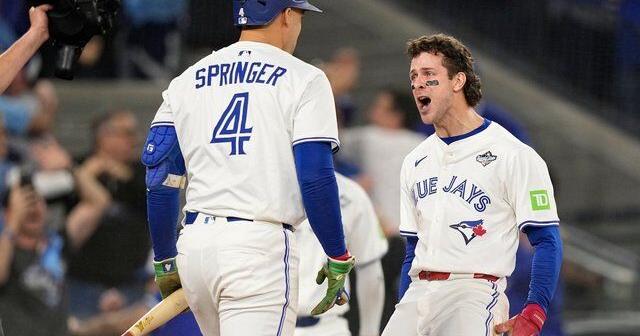 Blue Jays' Clement dismisses post-season hits record after World Series loss