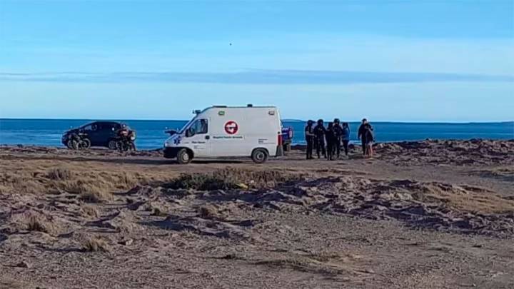 Misterio en Santa Cruz: una mujer denunció que dos hombres la secuestraron, la maniataron e intentaron tirarla al mar