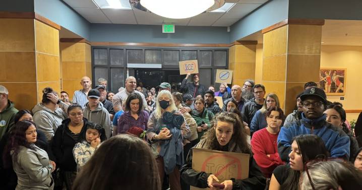 'We are going to do everything we can to fight this’: Newport unites against ICE facility, Coast Guard helicopter loss