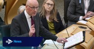 Gibb position on BBC board ‘untenable’, says Swinney